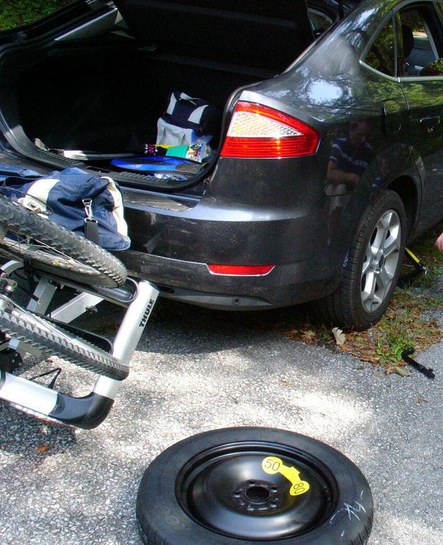 1461321-THULE.JPG
