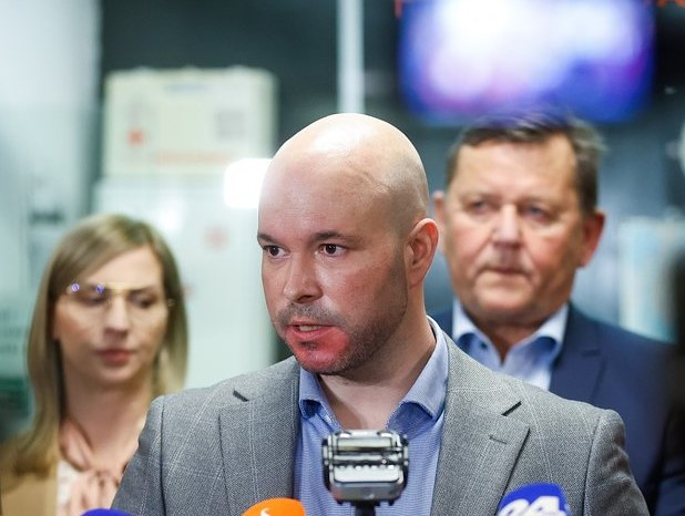 Posnetek zaslona 2024-03-19 161553 B.jpg